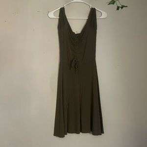 shirtsleeve green dress